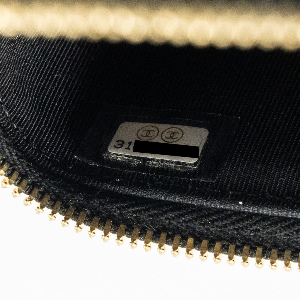 Chanel Small Vanity Clutch with Chain CC Pearl Caviar Black L