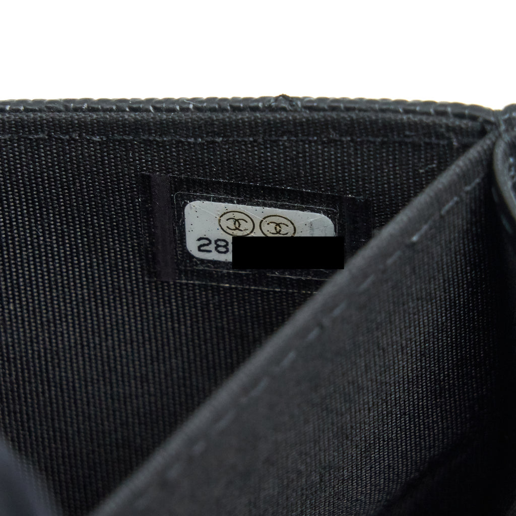 Chanel Filigree Flap  Holder Caviar Black