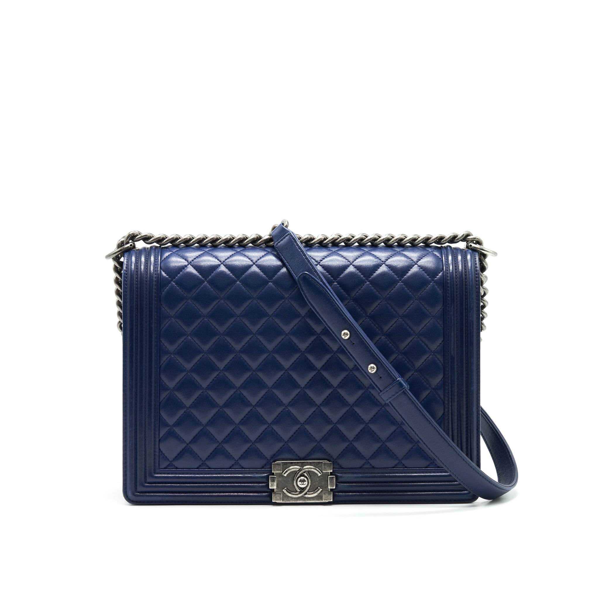 CHANEL LARGE LE BOY NAVY