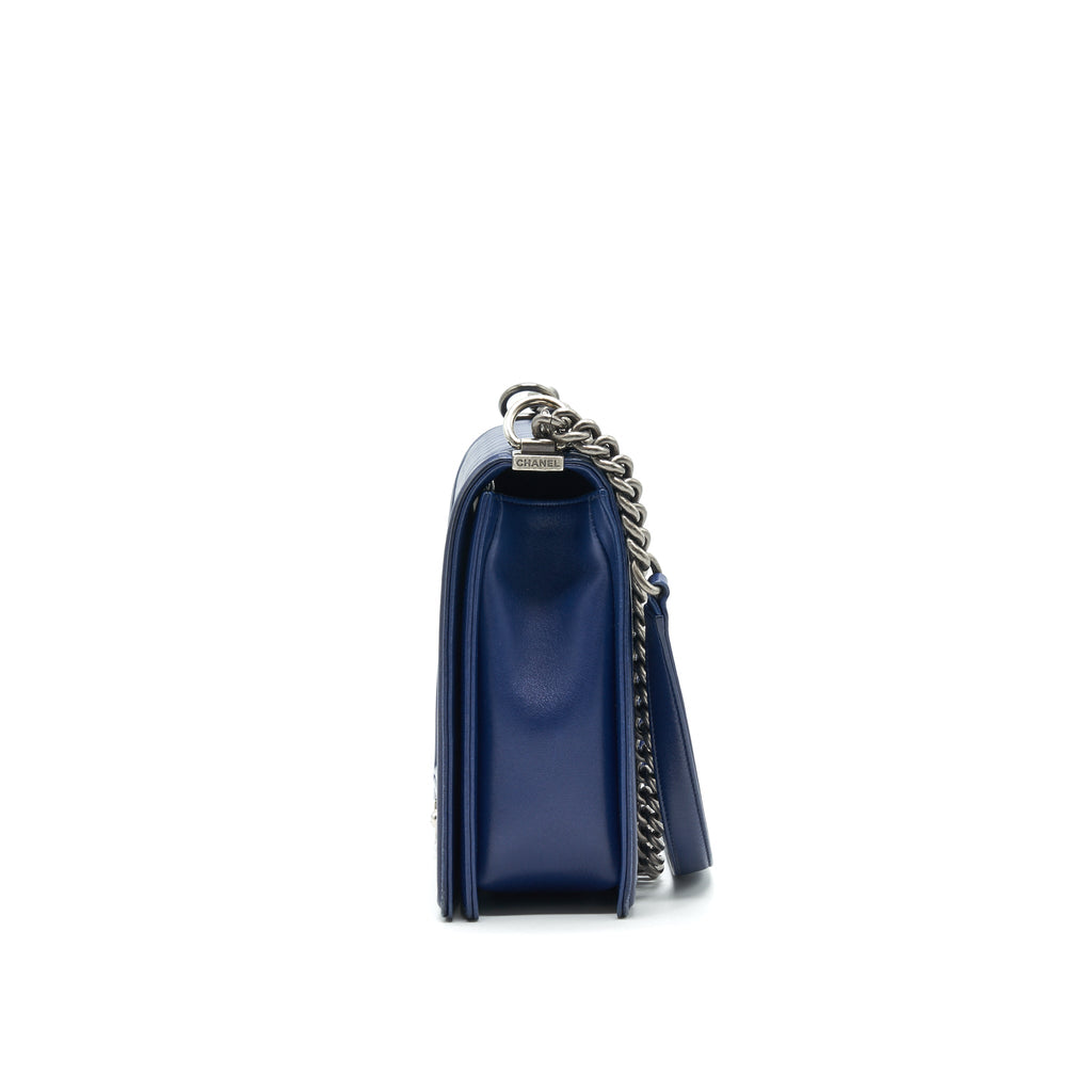 CHANEL LARGE LE BOY NAVY