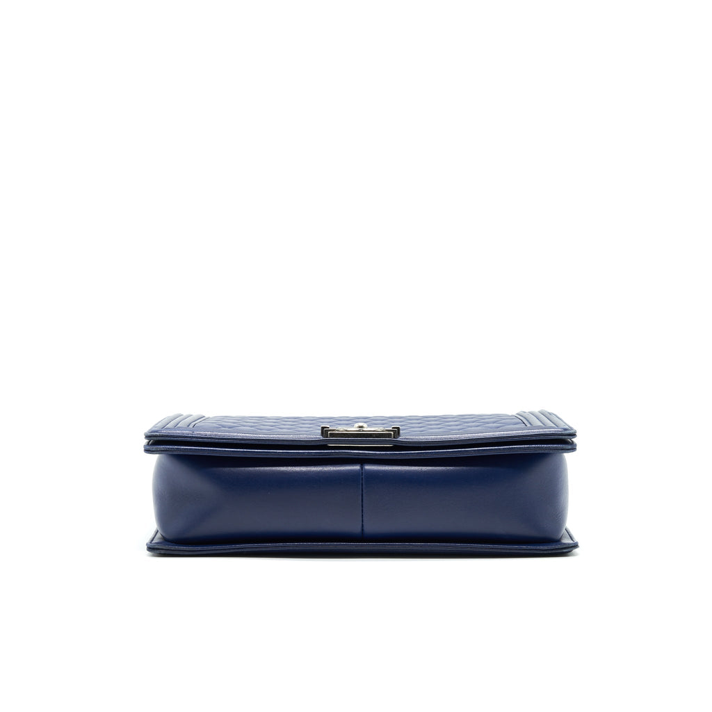 CHANEL LARGE LE BOY NAVY