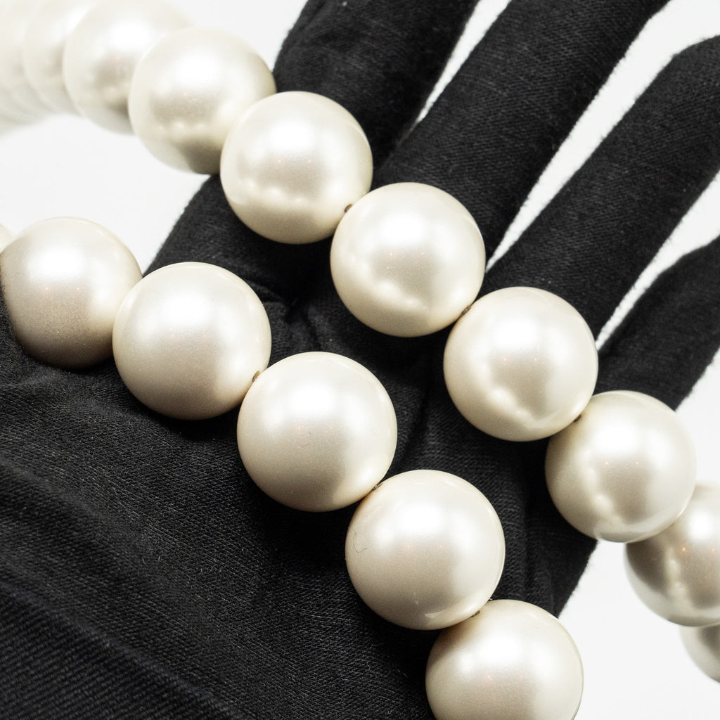 Chanel CC Logo Clutch with Giant Pearl Chain Lambskin Black L