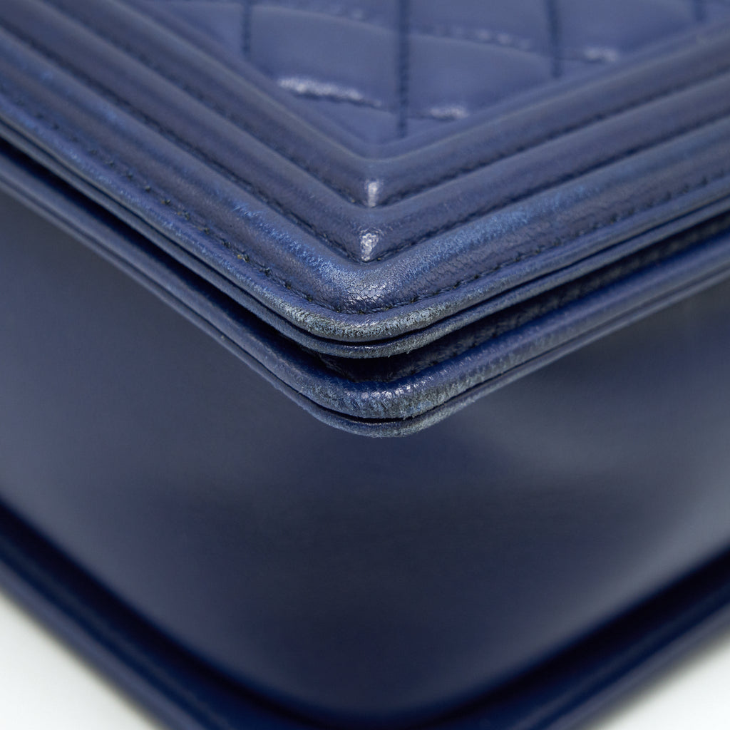 CHANEL LARGE LE BOY NAVY