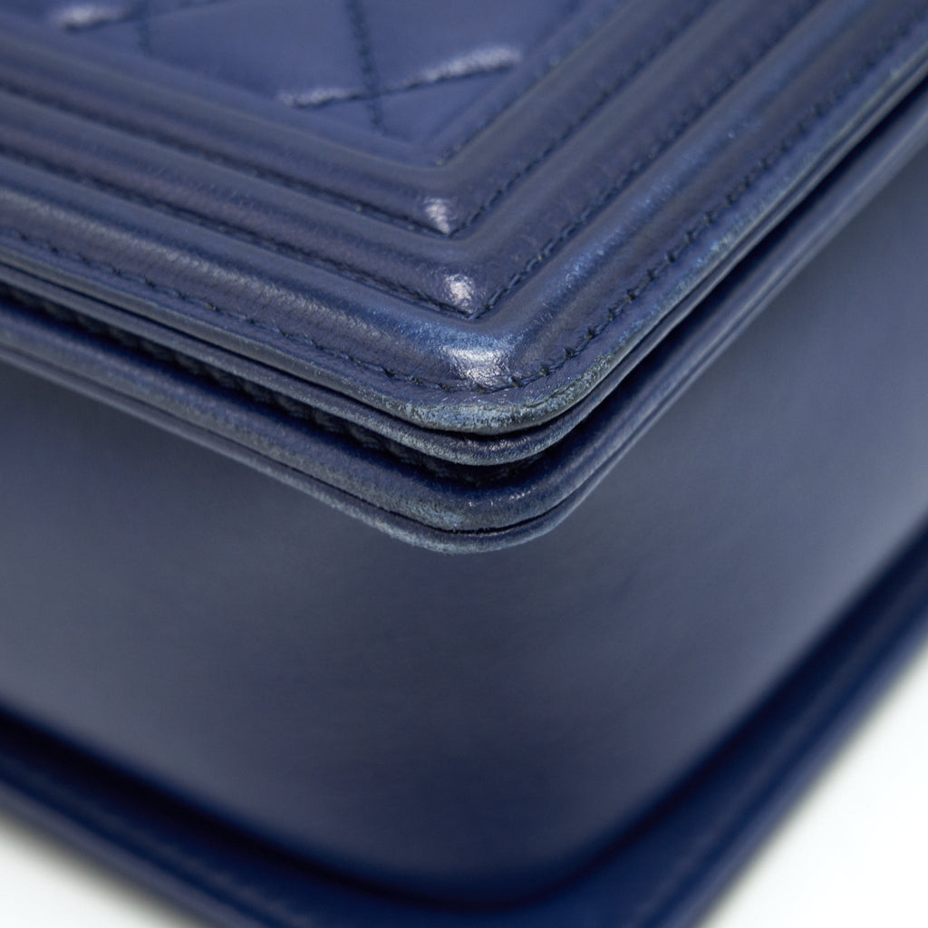 CHANEL LARGE LE BOY NAVY