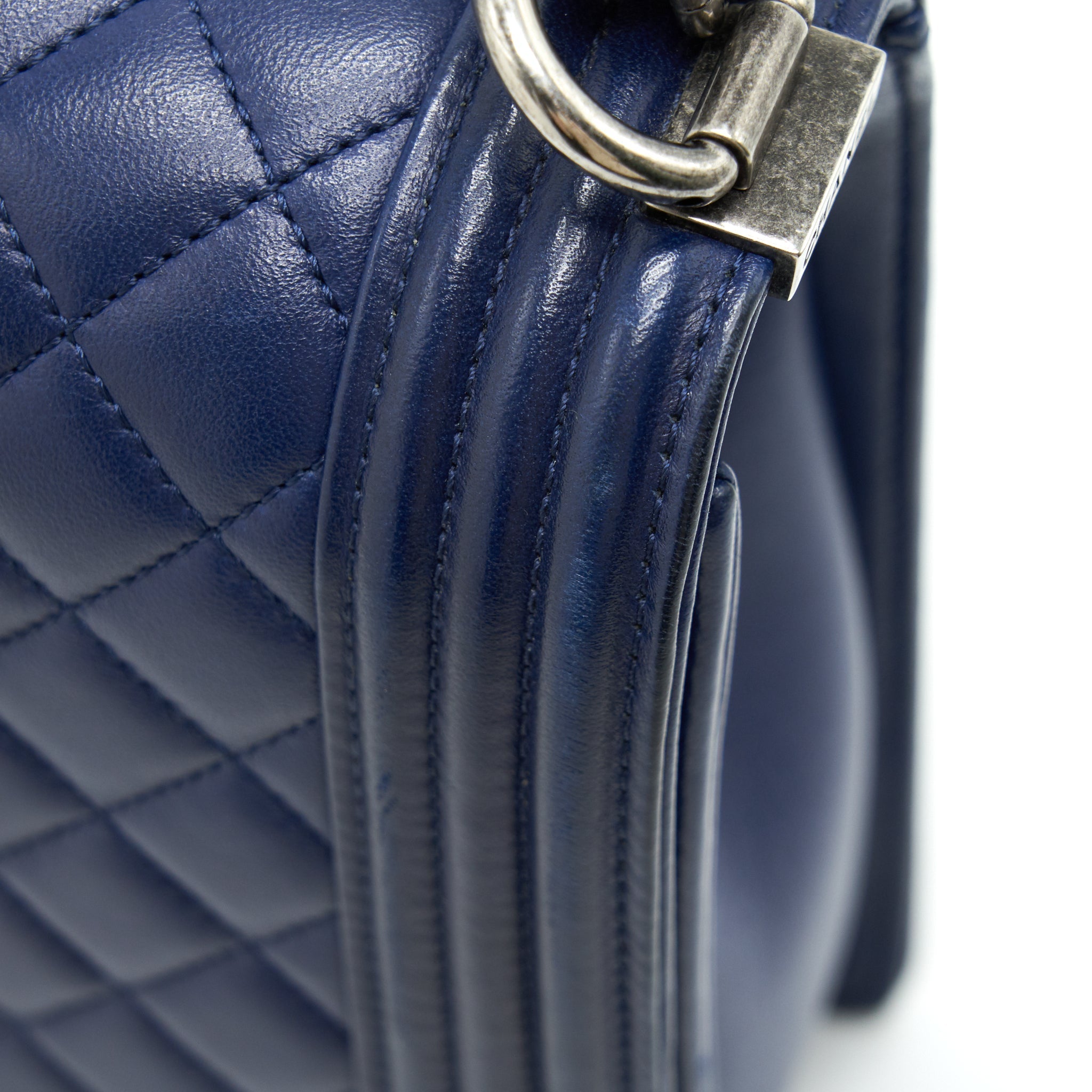 CHANEL LARGE LE BOY NAVY