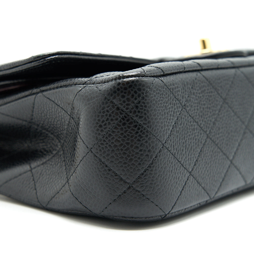 Chanel medium Classic double flap Bag Caviar black  serial 25