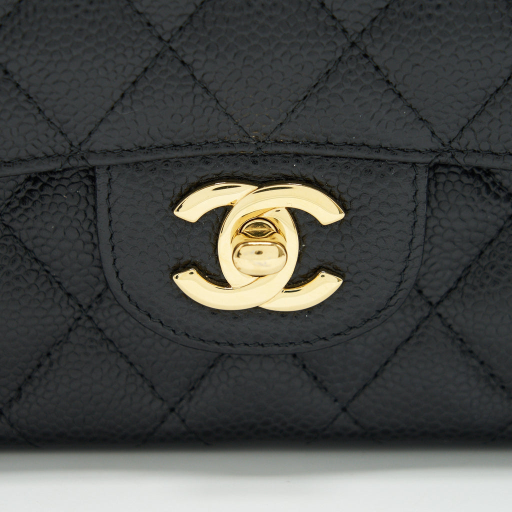 Chanel medium Classic double flap Bag Caviar black  serial 25