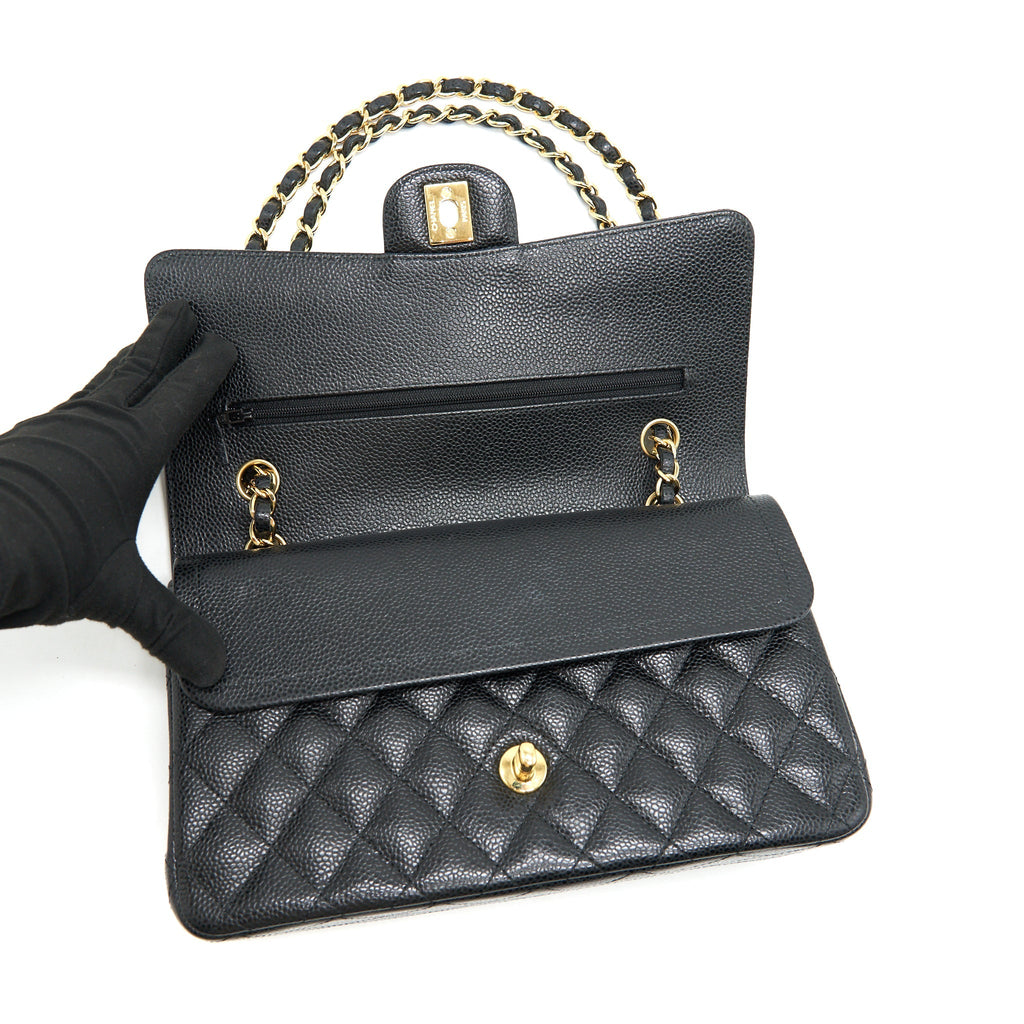 Chanel medium Classic double flap Bag Caviar black  serial 25
