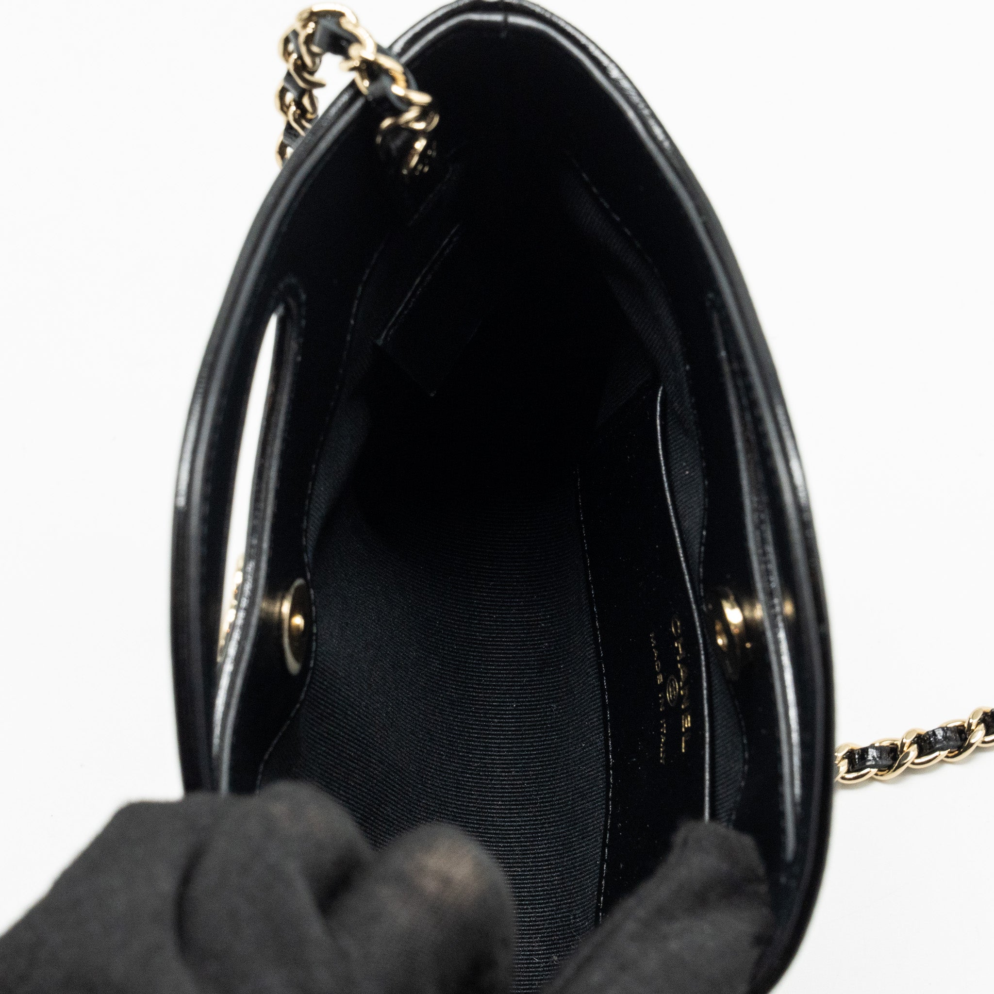 CHANEL 24S Mini 31 Clutch with Chain Shiny Lambskin Black L (microchip)