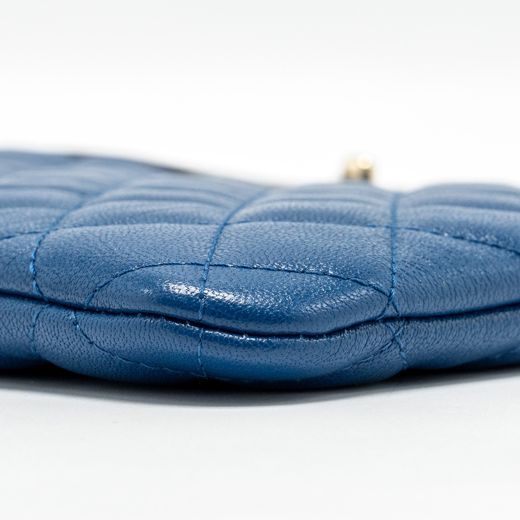 Chanel CC Logo Quilted Zip Pouch / Clutch shiny sheepskin Black/ Blue