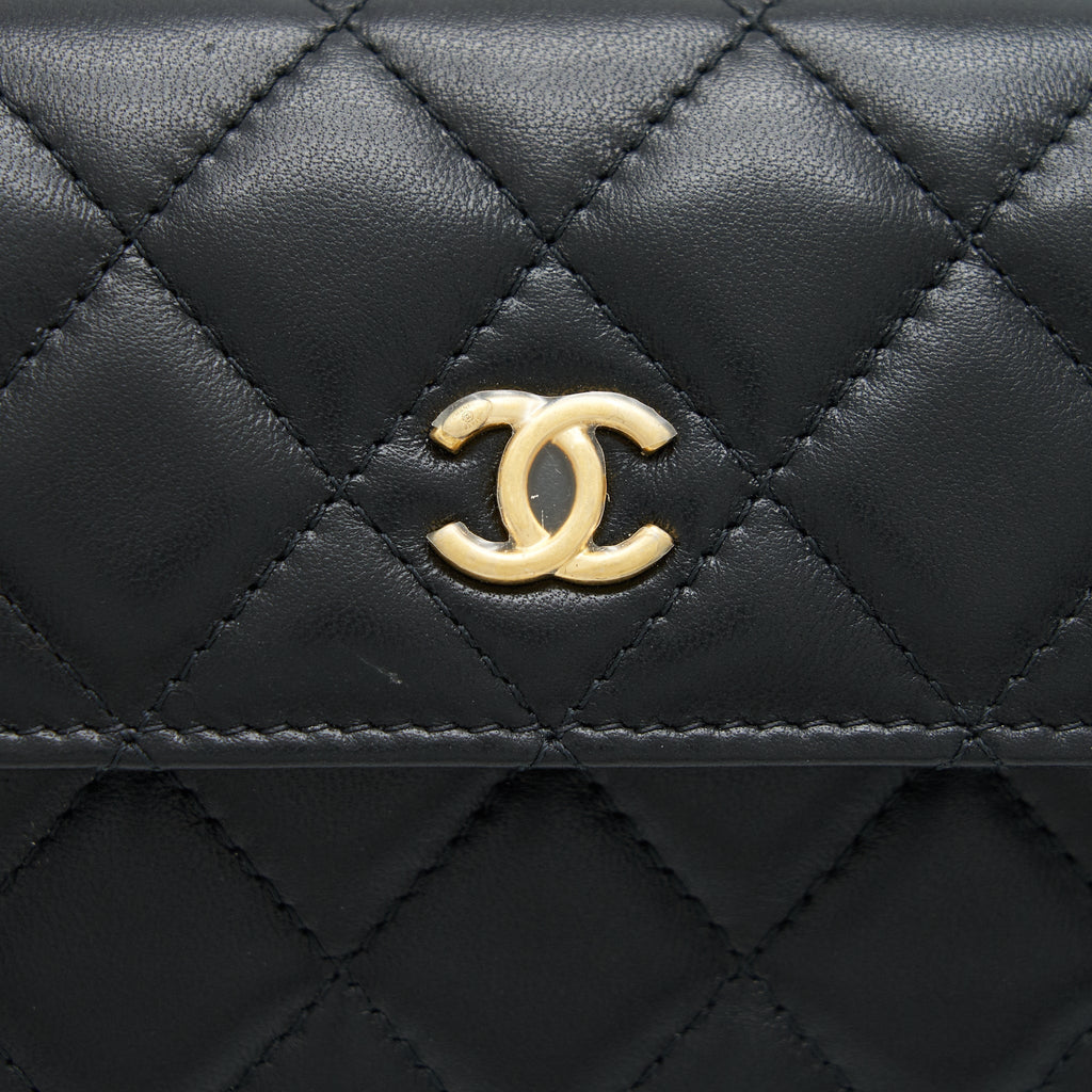 Chanel Pearl crush mini Belt coins Purse/  holder black