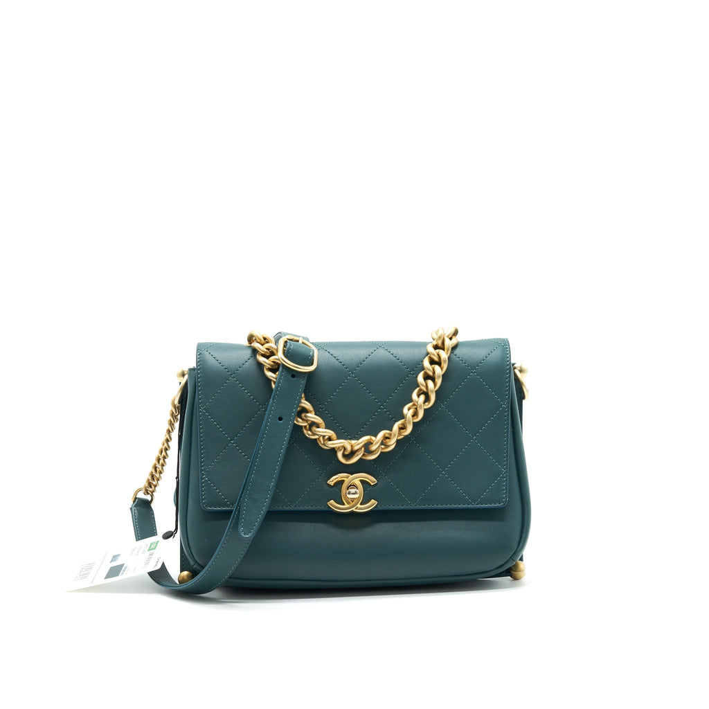 CHANEL FLAP BAG IN DARK TURQUOISE IN