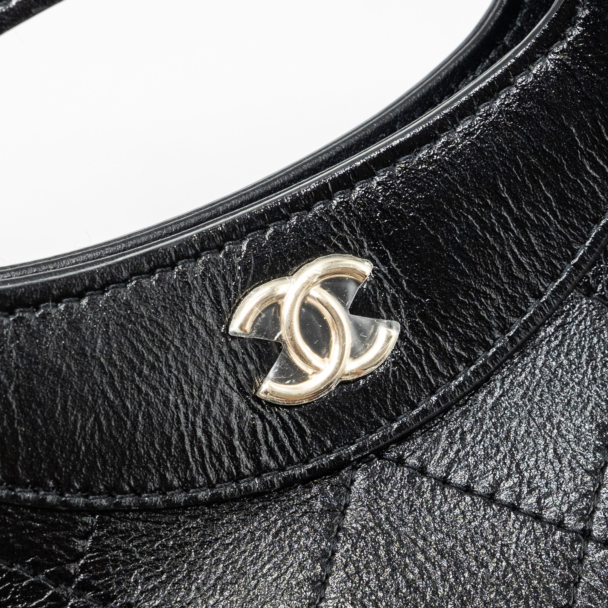 Chanel 24c mini 31 clutch with chain shiny calfskin black L (microchip)