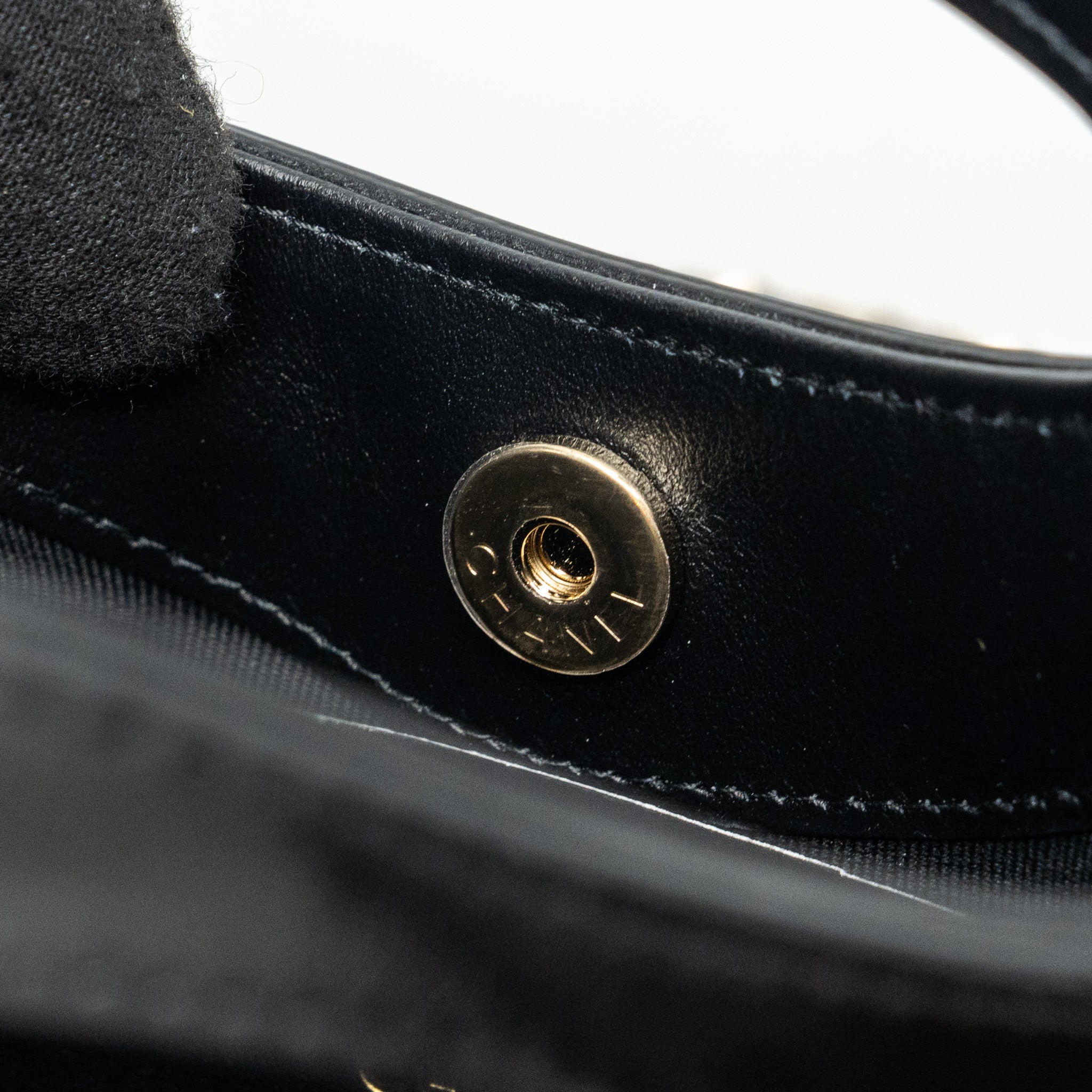 Chanel 24c mini 31 clutch with chain shiny calfskin black L (microchip)