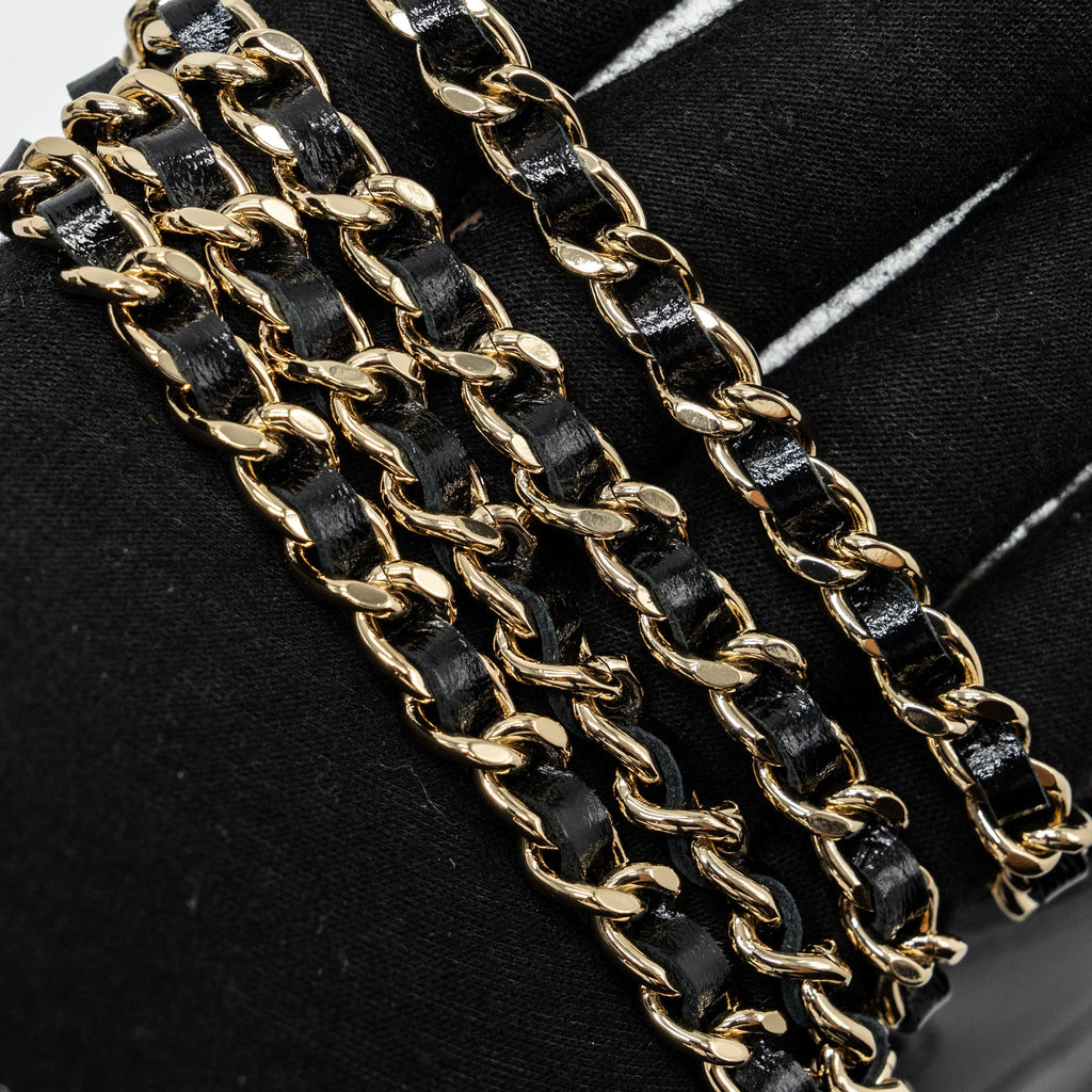 Chanel 24c mini 31 clutch with chain shiny calfskin black L (microchip)