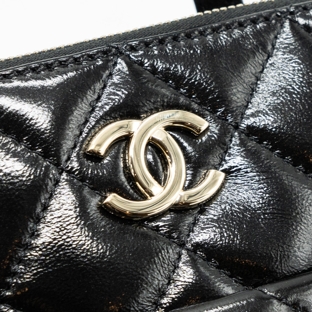 Chanel 22A Backpack Patent Black L (Microchip)