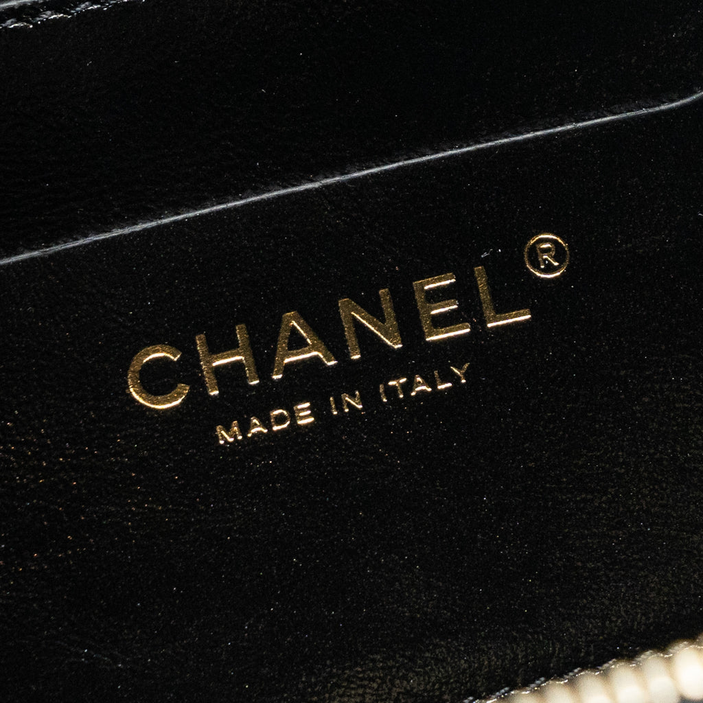 Chanel 22A Backpack Patent Black L (Microchip)