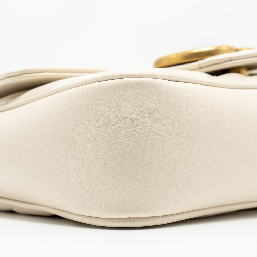 Gucci GG Marmont Super Mini Calfskin White