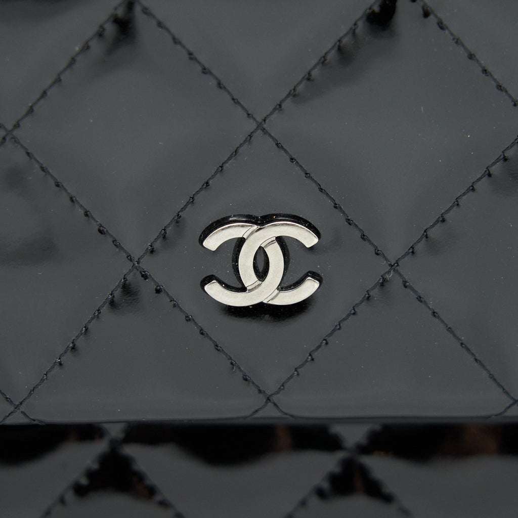 Chanel Fold Over Clutch Patent Leather Black