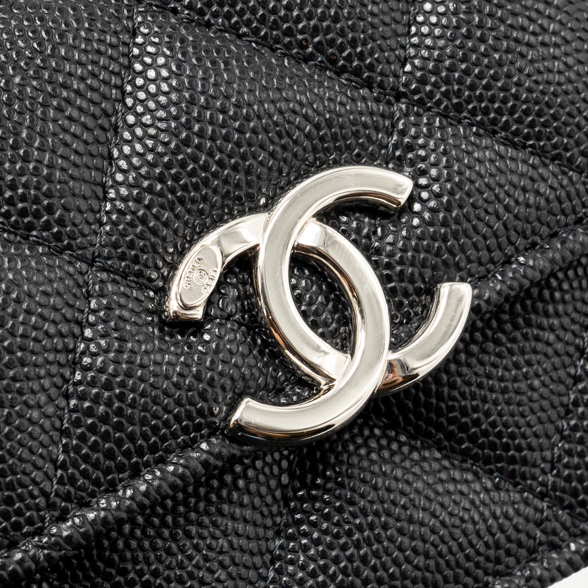 Chanel 22s Mini Clutch With Chain Caviar Black