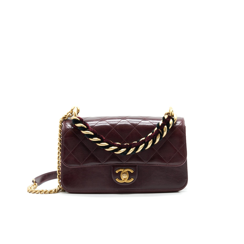 Chanel Seasonal Flap Bag Calfskin / Suede Leather Burgundy