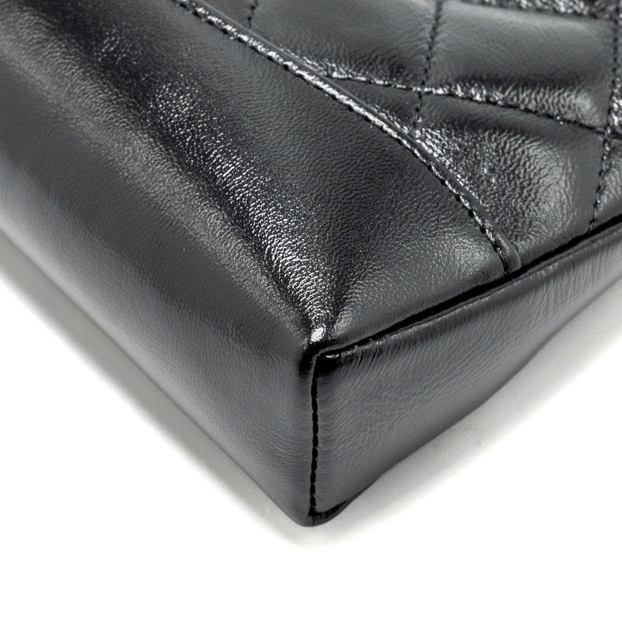 Chanel mini 31 Clutch with Chain Shiny Calfskin Black L (Microchip)