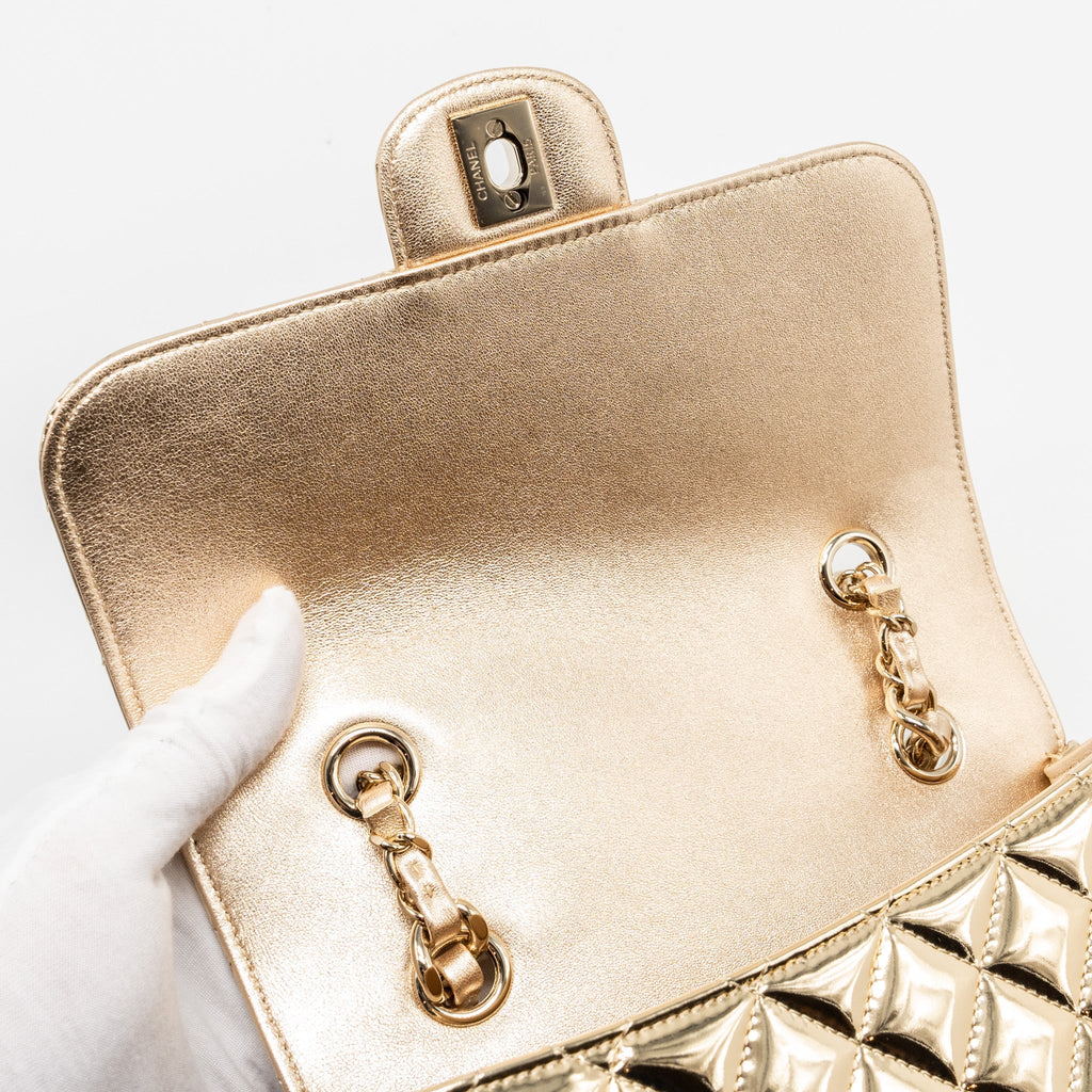 Chanel 24c backpack with star patent Gold L (microchip)