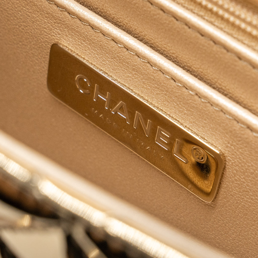 Chanel 24c backpack with star patent Gold L (microchip)