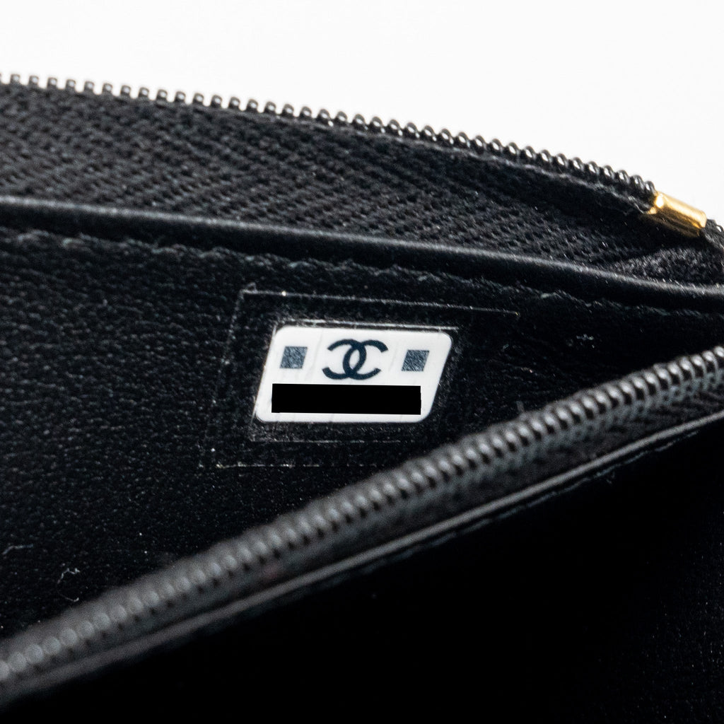 Chanel 23A clutch with chain lambskin black  (microchip)