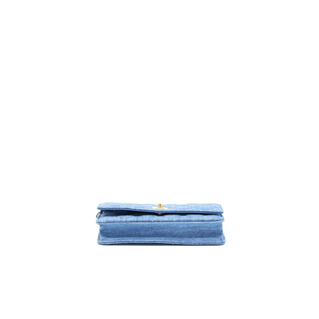 Chanel 22C Pearl Crush  Wallet On Chain Denim