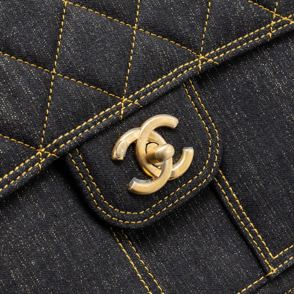 Chanel 23S flap backpack denim dark blue with brushed  (microchip)