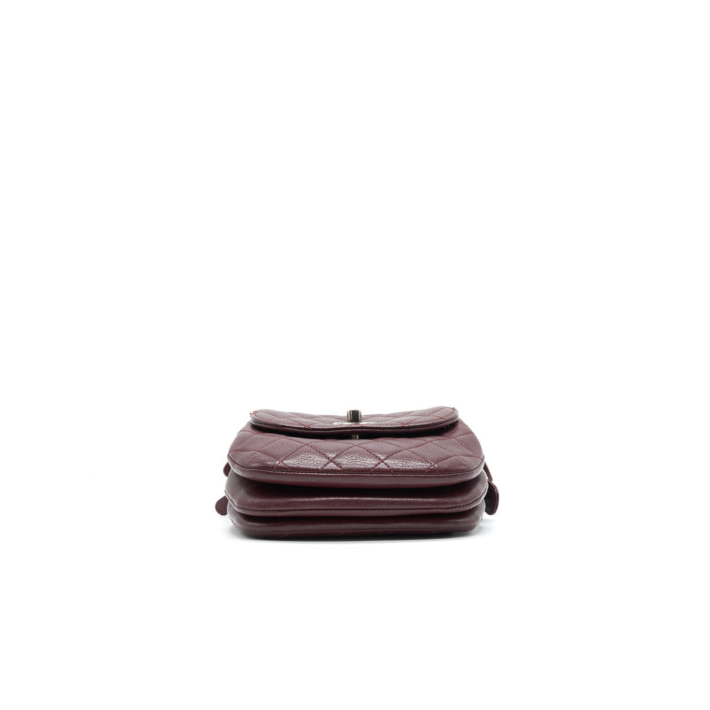 CHANEL Small Flap Bag With Chain Burgundy