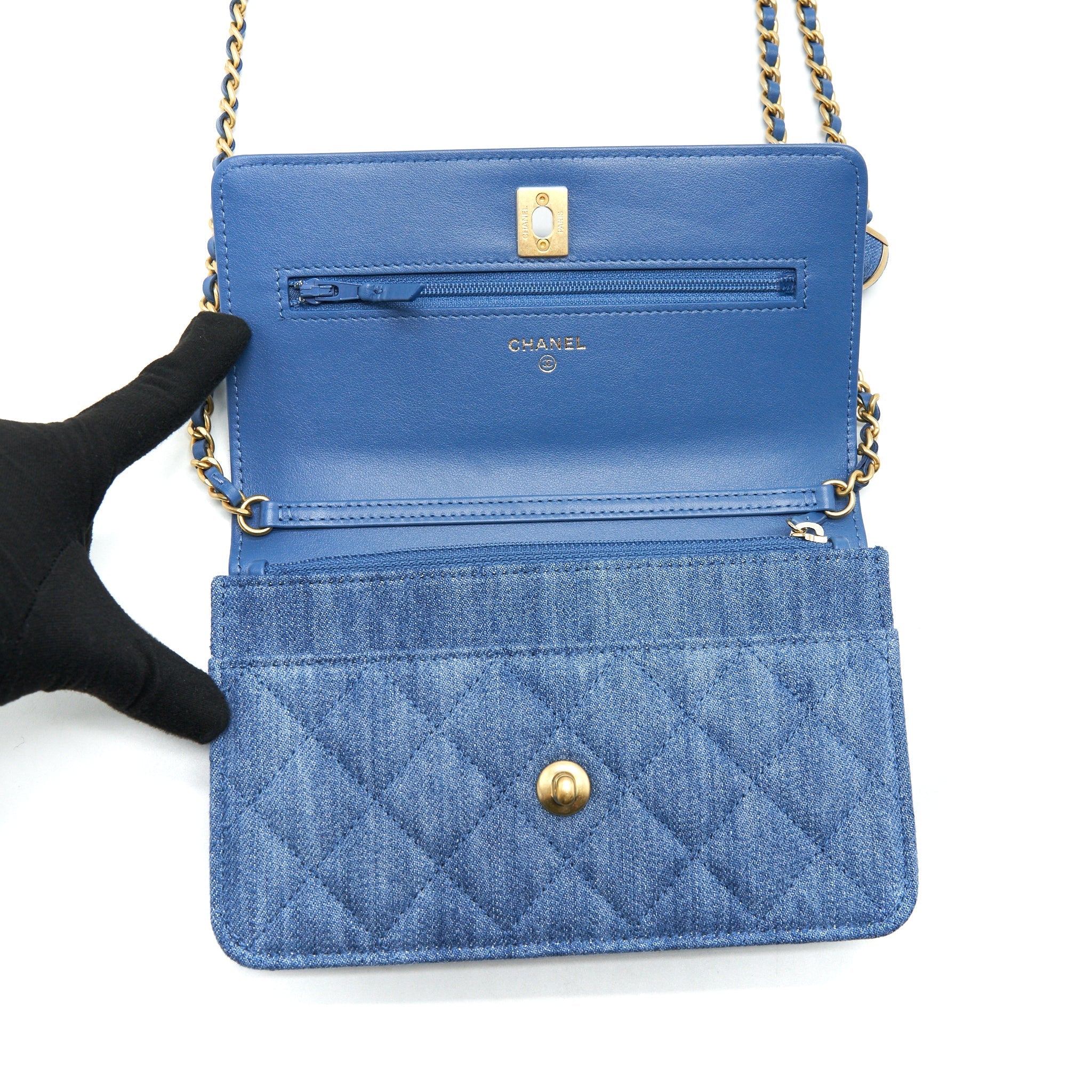 Chanel 22C Pearl Crush  Wallet On Chain Denim