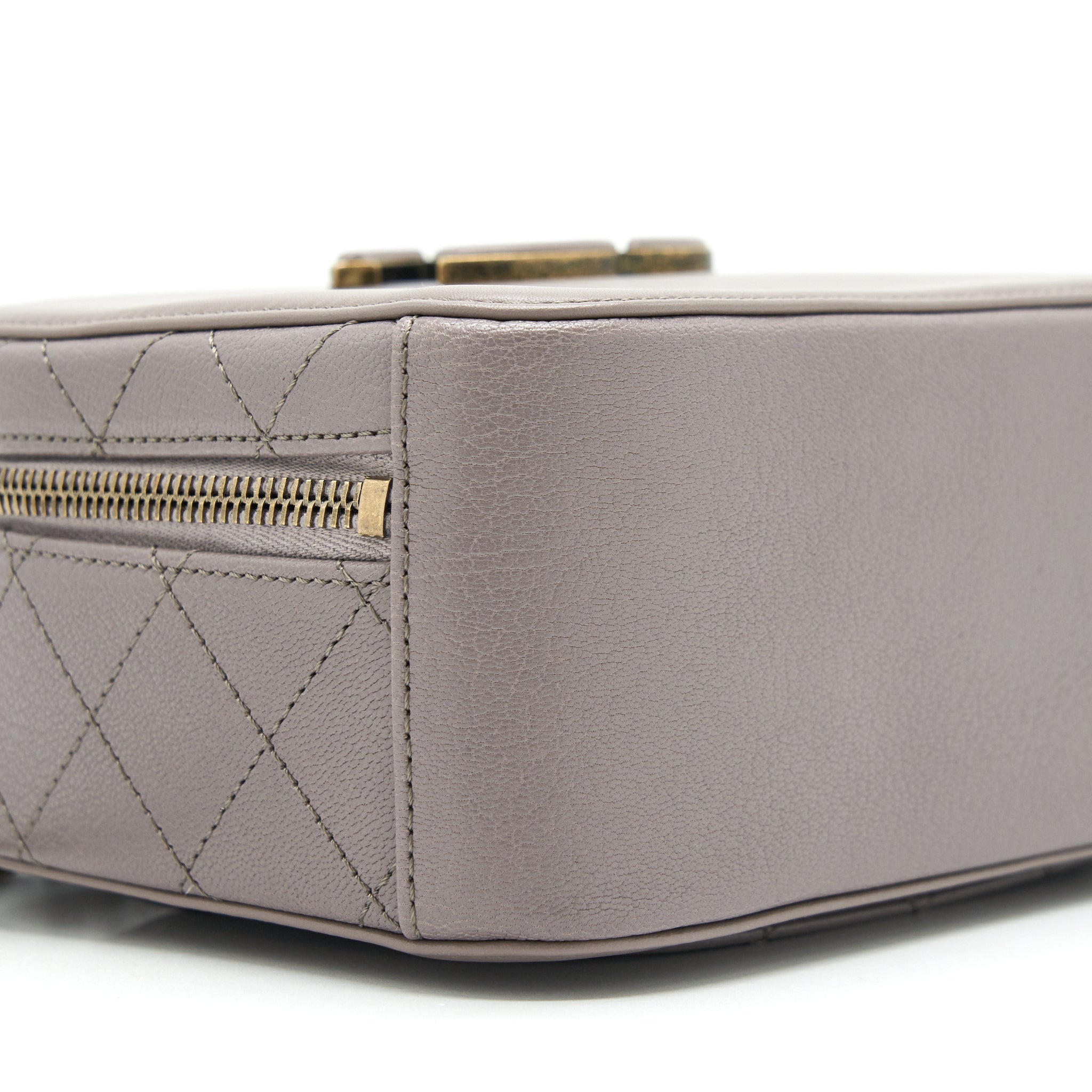 Chanel CC logo vanity with handle and Chain Grey with