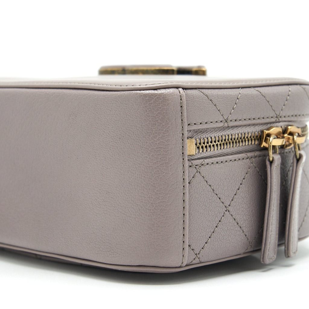 Chanel CC logo vanity with handle and Chain Grey with