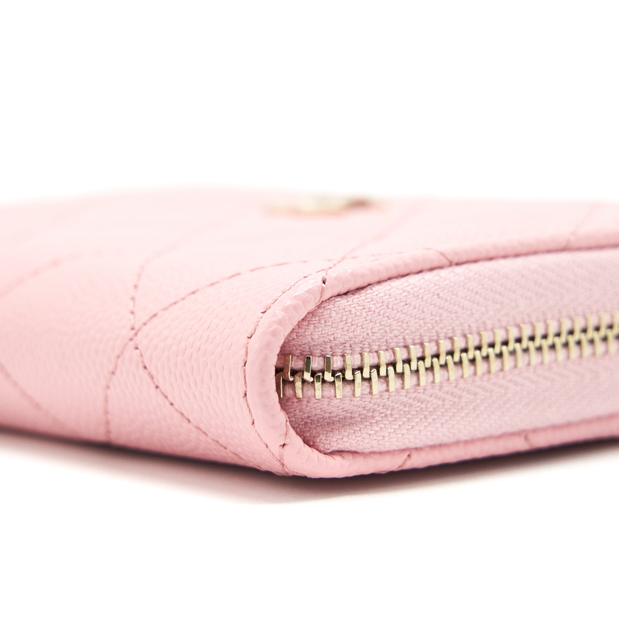 Chanel 22C Zip holder Pink Caviar L