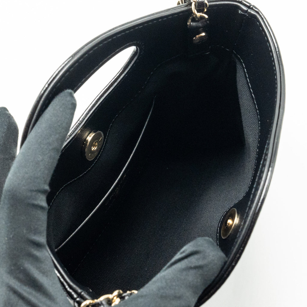 Chanel mini 31 Clutch with Chain Shiny Calfskin Black L (Microchip)