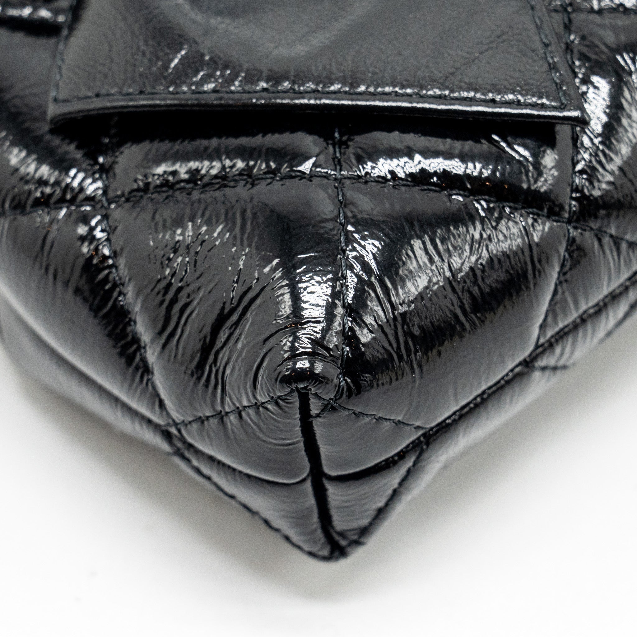 Chanel 24A Bowknot Clutch With Chain patent Crumpled Lambskin/Shiny Lambskin Black  (microchip)