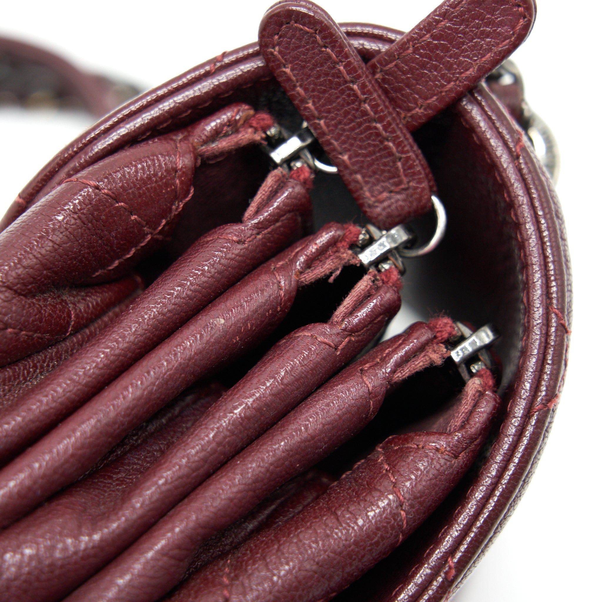CHANEL Small Flap Bag With Chain Burgundy