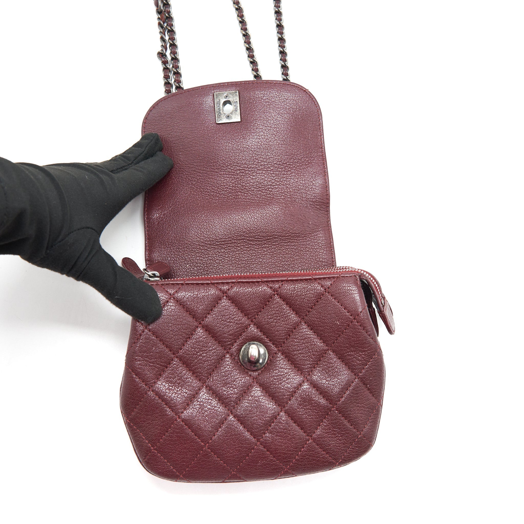 CHANEL Small Flap Bag With Chain Burgundy