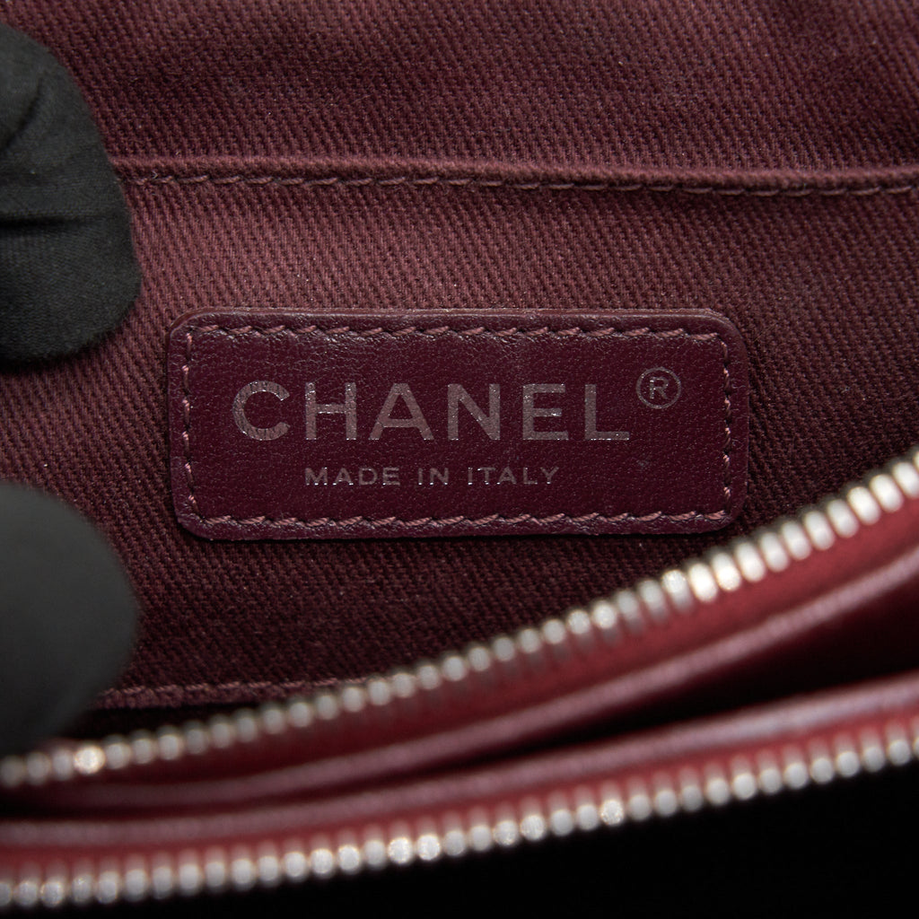 CHANEL Small Flap Bag With Chain Burgundy