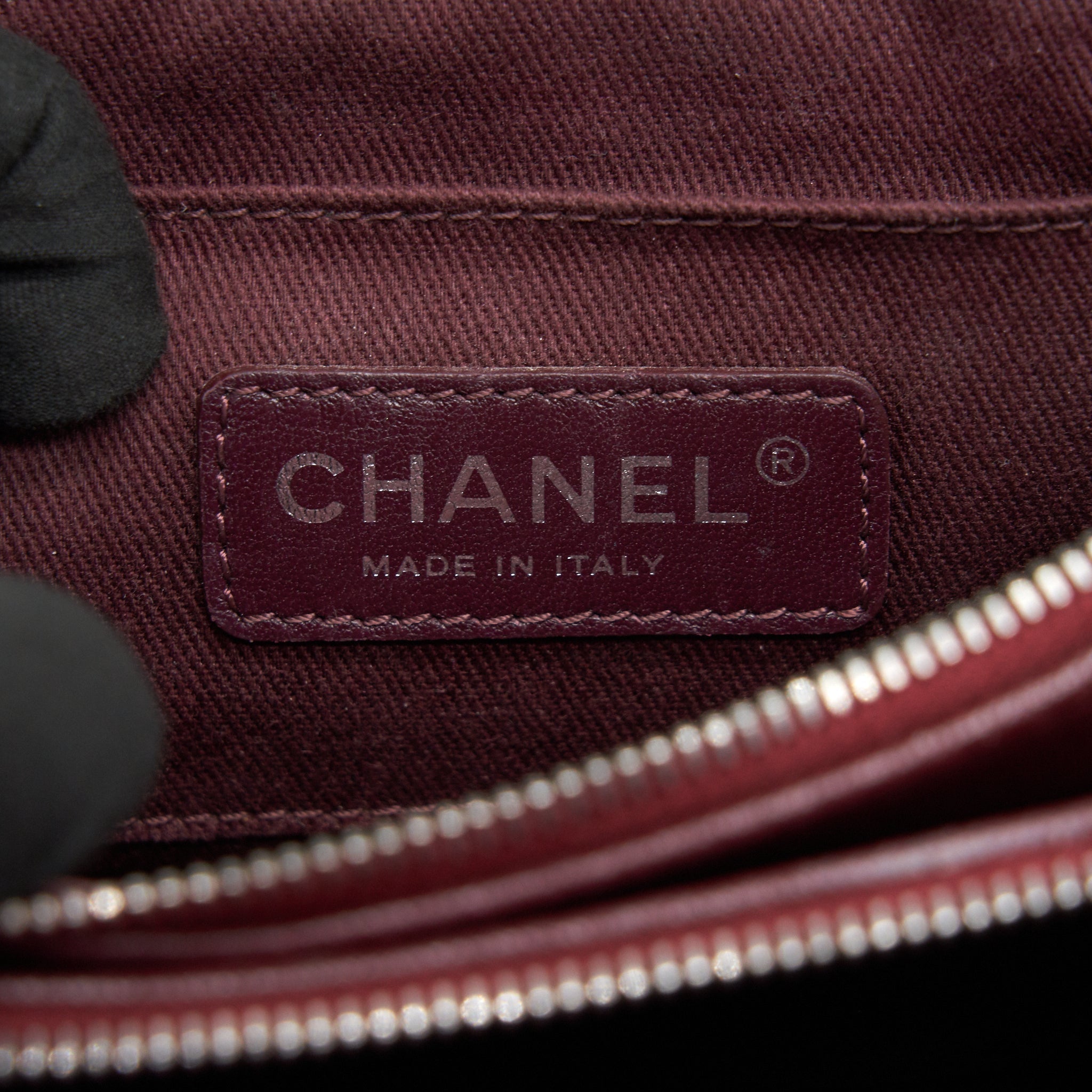 CHANEL Small Flap Bag With Chain Burgundy