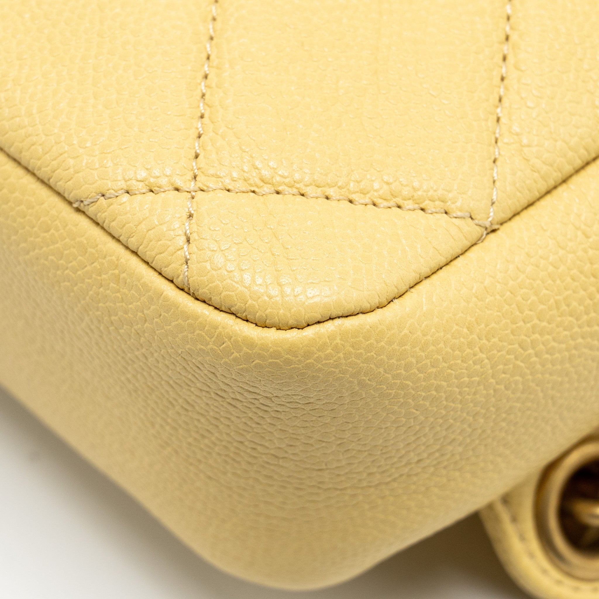 Chanel 22P quilted flap backpack caviar light yellow  (Microchip)