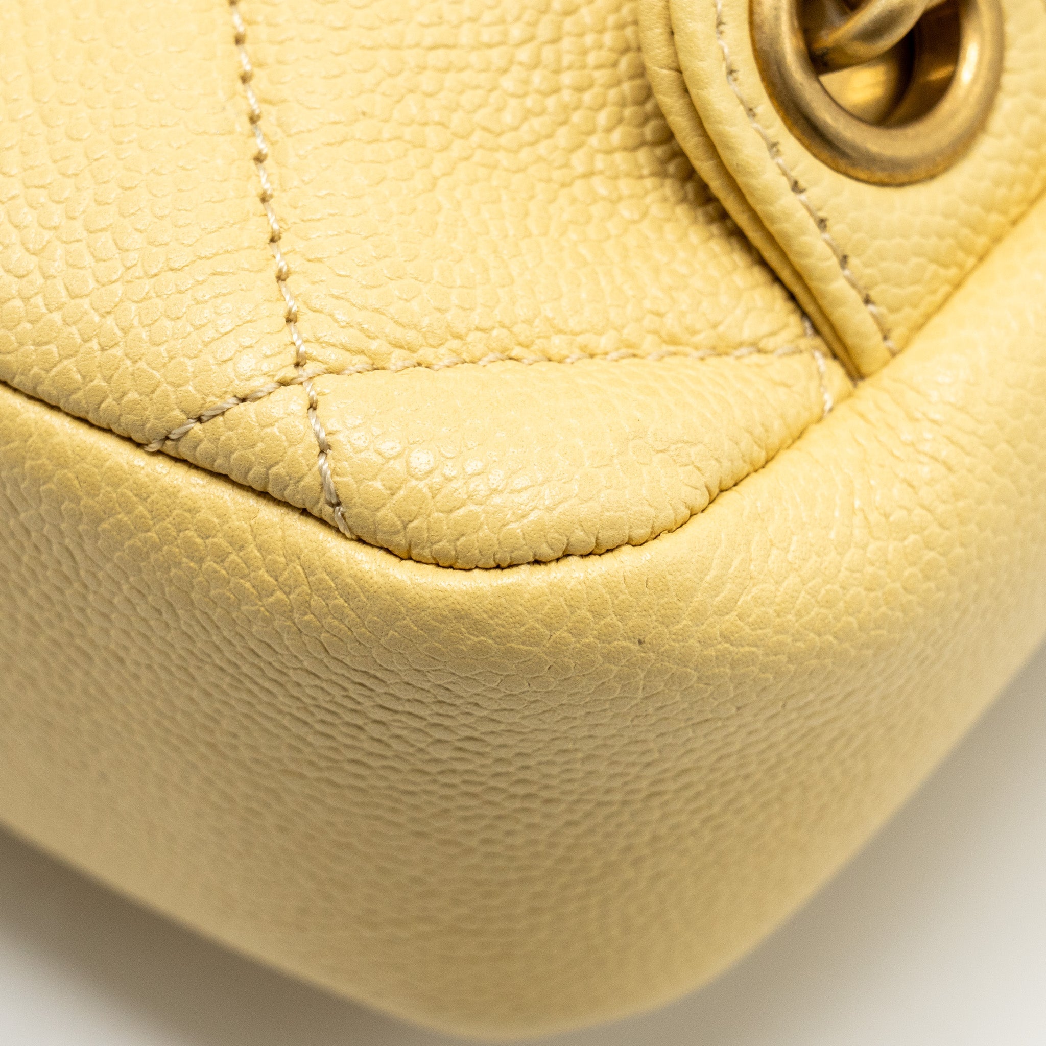 Chanel 22P quilted flap backpack caviar light yellow  (Microchip)
