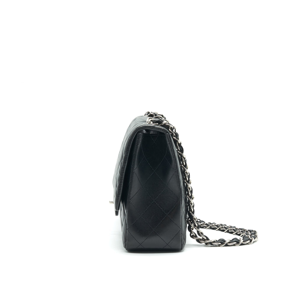 Chanel Single Flap jumbo Bag Lambskin Black