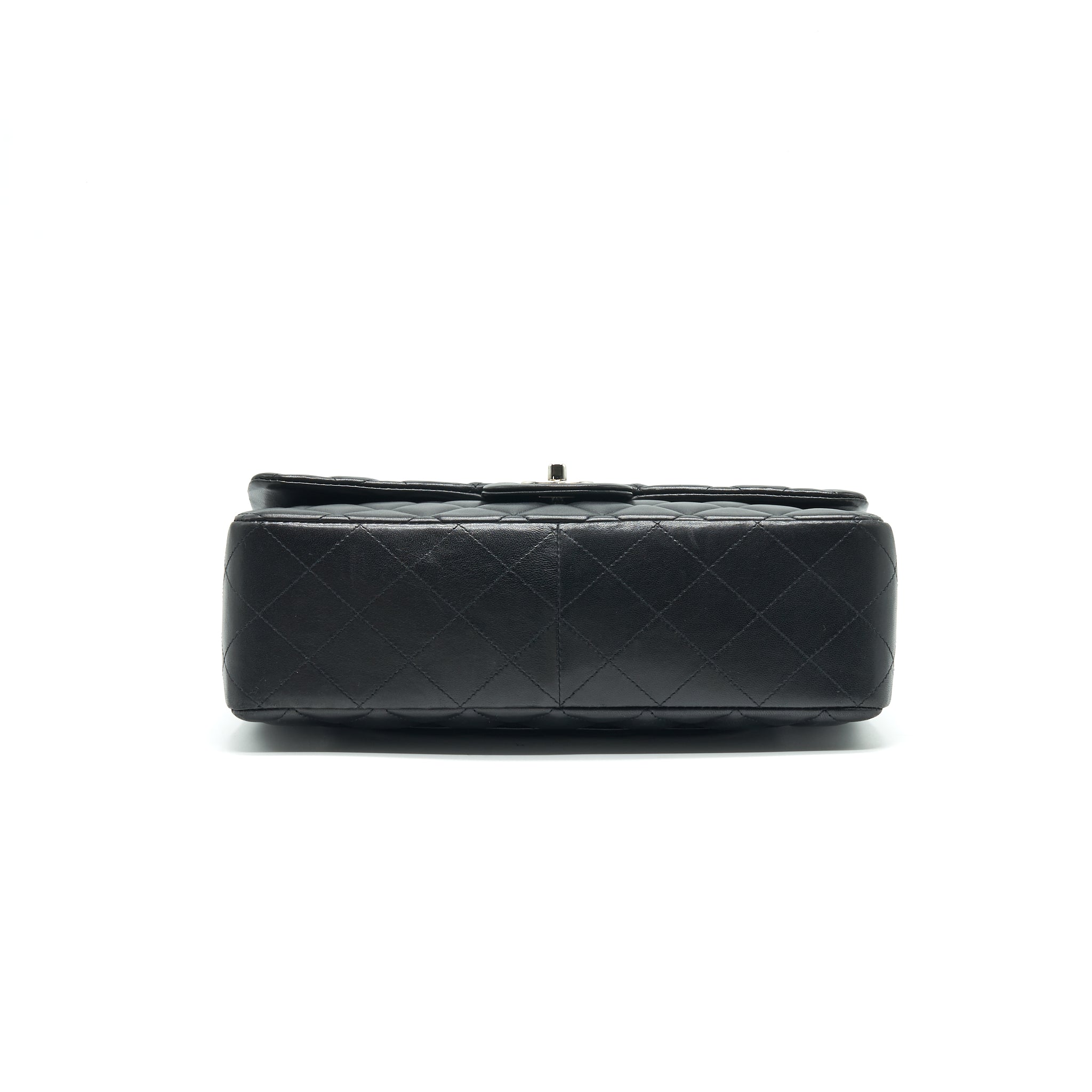 Chanel Single Flap jumbo Bag Lambskin Black