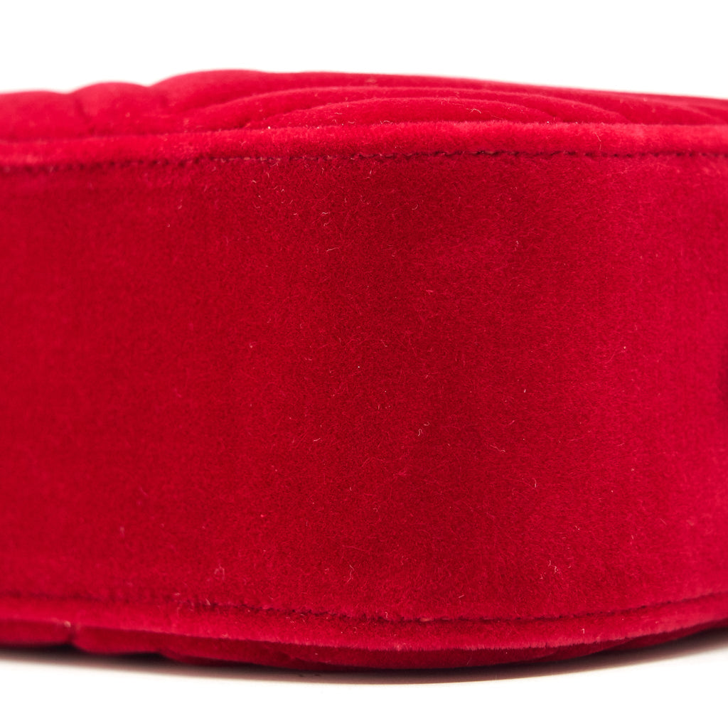 Gucci Marmont Valvet Camera Bag Red