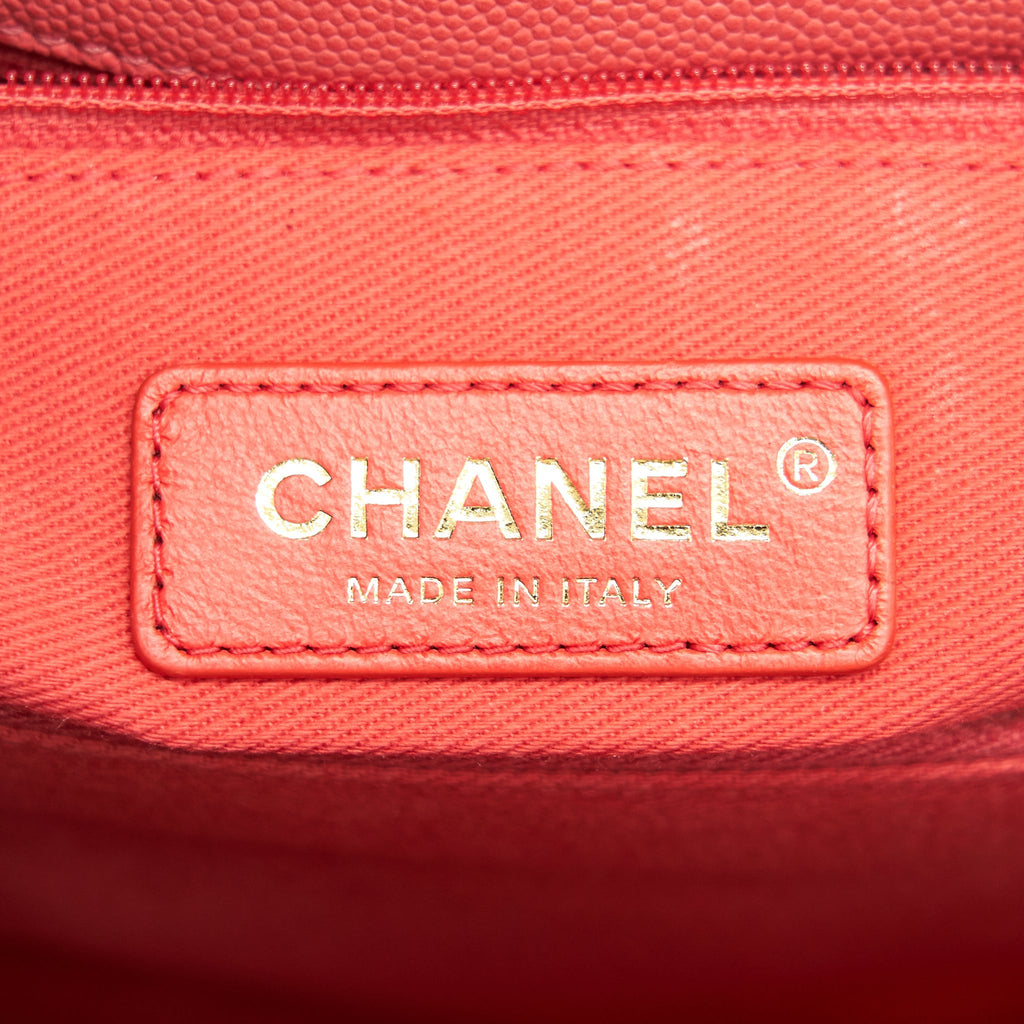 CHANEL SMALL COCO HANDLE FLAP BAG GRAINED CALFSKIN IN CORAL PINK