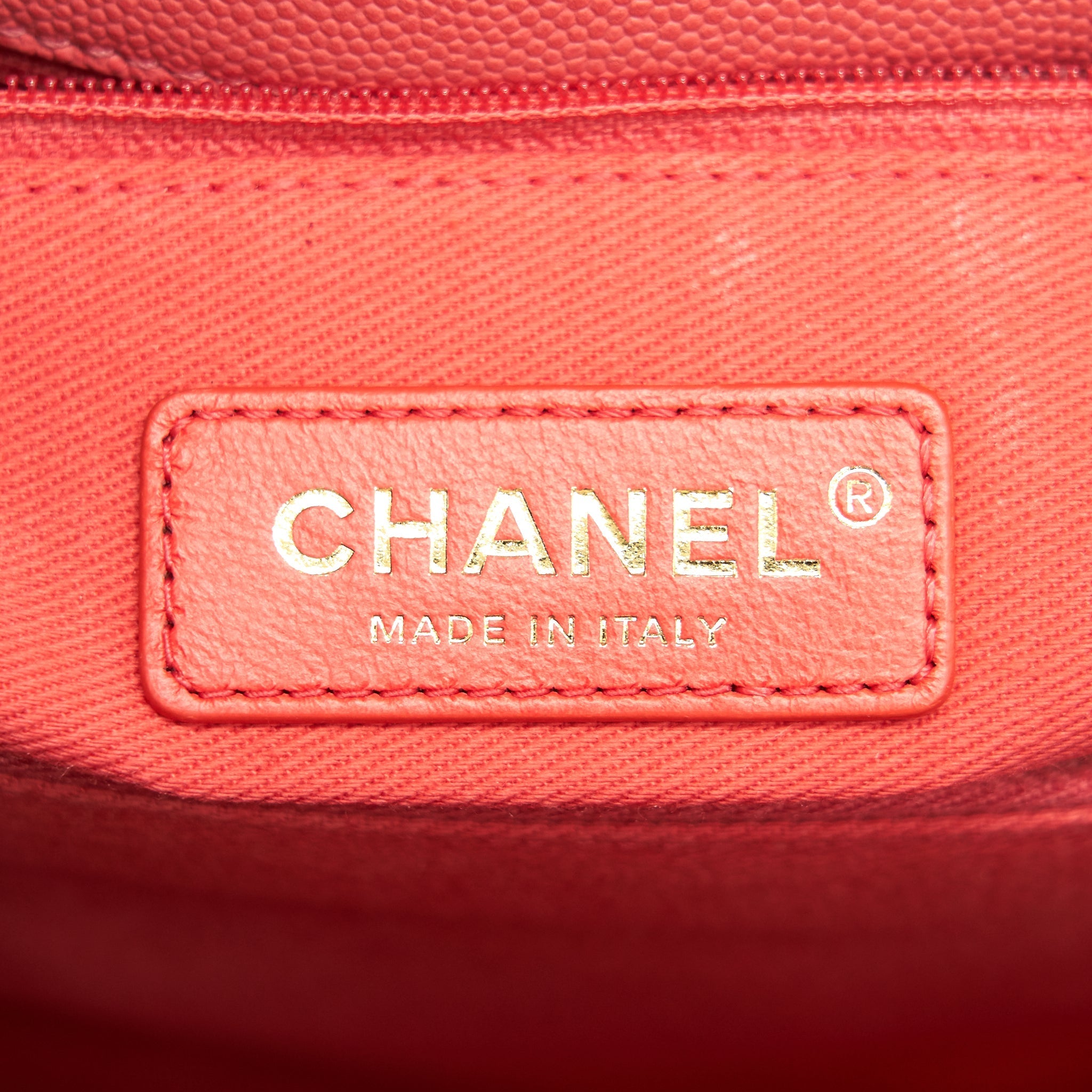 CHANEL SMALL COCO HANDLE FLAP BAG GRAINED CALFSKIN IN CORAL PINK