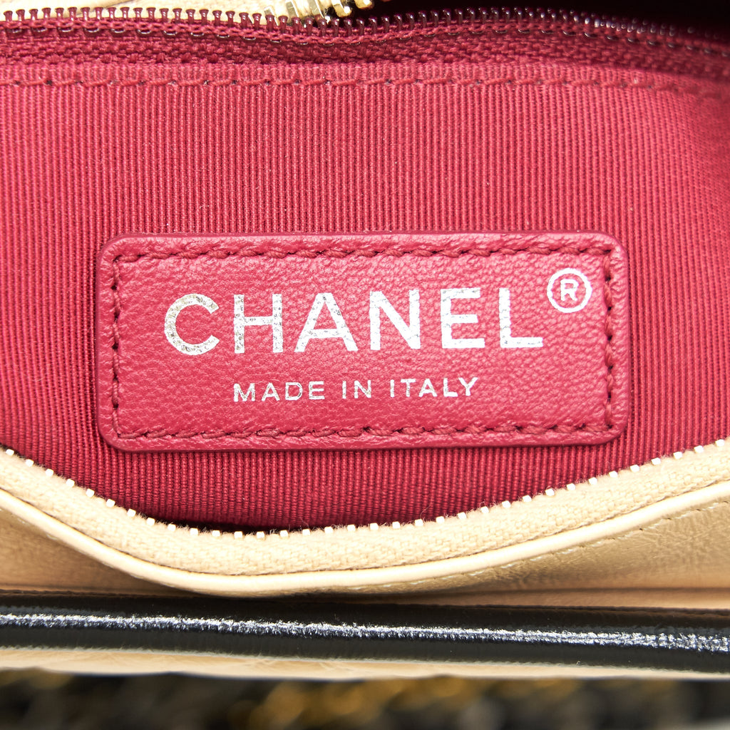 CHANEL SMALL GABRIELLE HOBO BAG BEIGE/BLACK